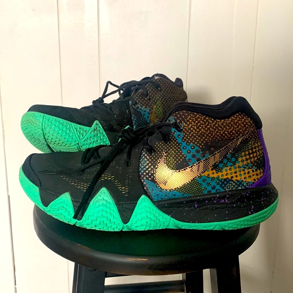 NIKE KYRIE 4 (IV) “MAMBA MENTALITY”